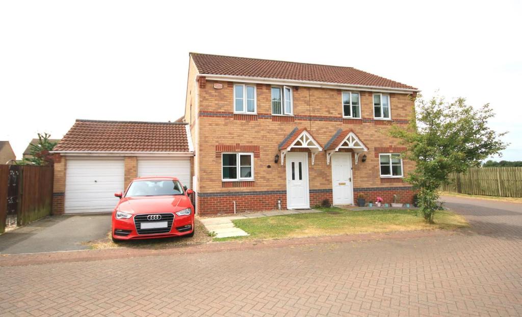 No1 Apartment House, Stainforth