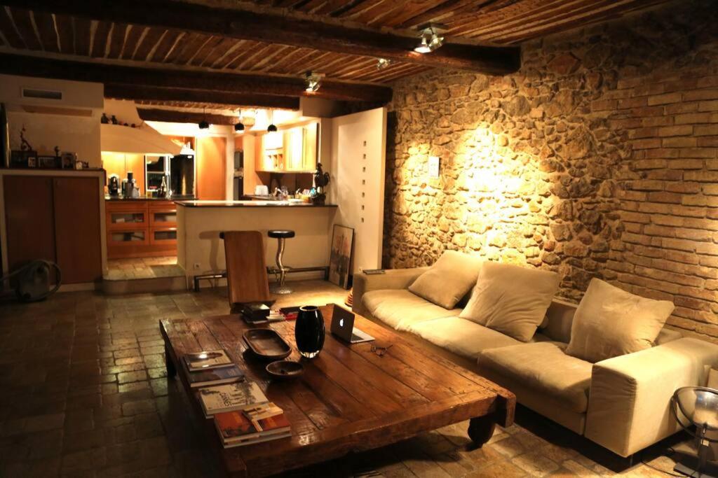 Triplex 150m2 coeur vieille ville - 2