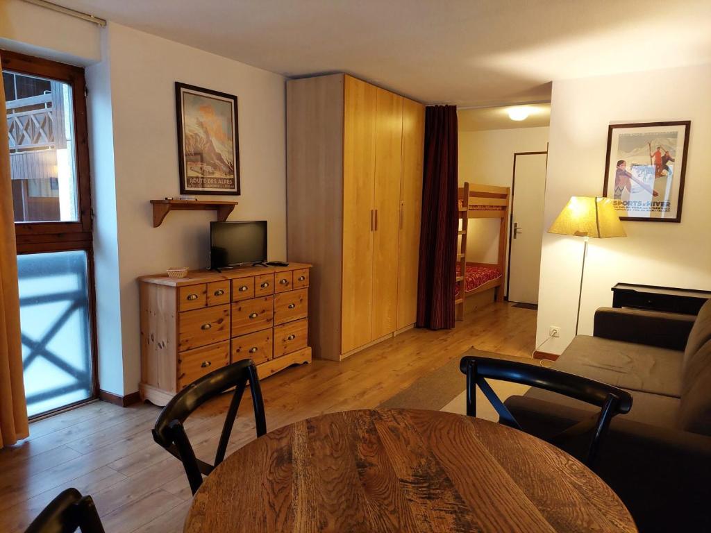 Brides-les-Bains : Studio 4 pers, balcon Ouest, parking, animaux admis - 1
