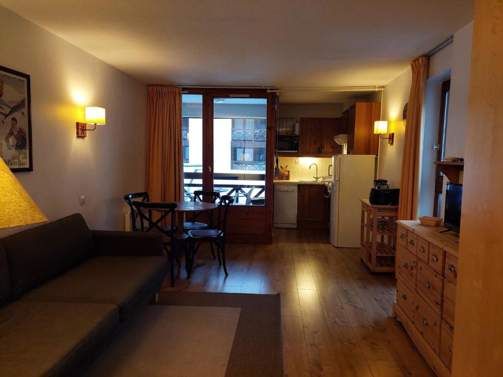 Brides-les-Bains : Studio 4 pers, balcon Ouest, parking, animaux admis - 4