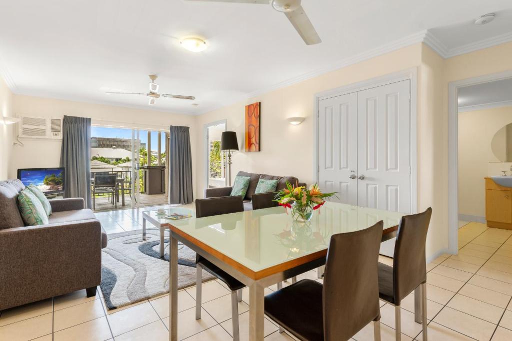 Facilities, Bay Village Tropical Retreat in Cairns