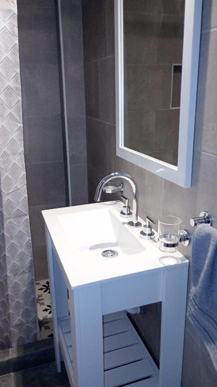 La Perla, Marea 1 - 3