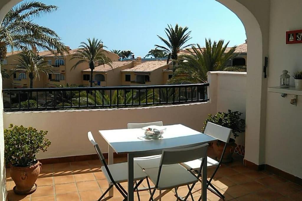 Apartamento Primera Linea de Playa. DENIA - 4