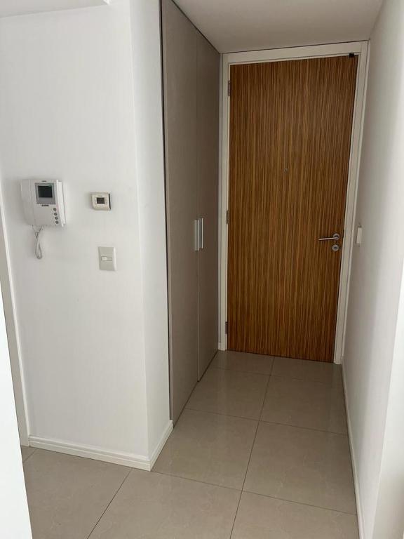 Semipiso 2 ambientes zona Shopping - 4