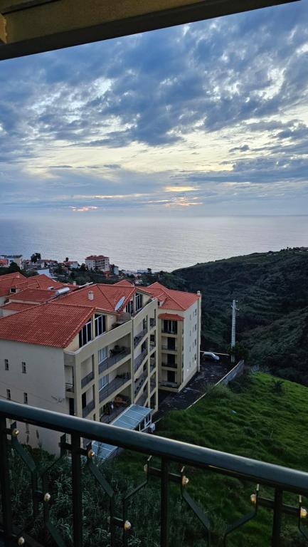 Sunset Star with Sea View, Calheta