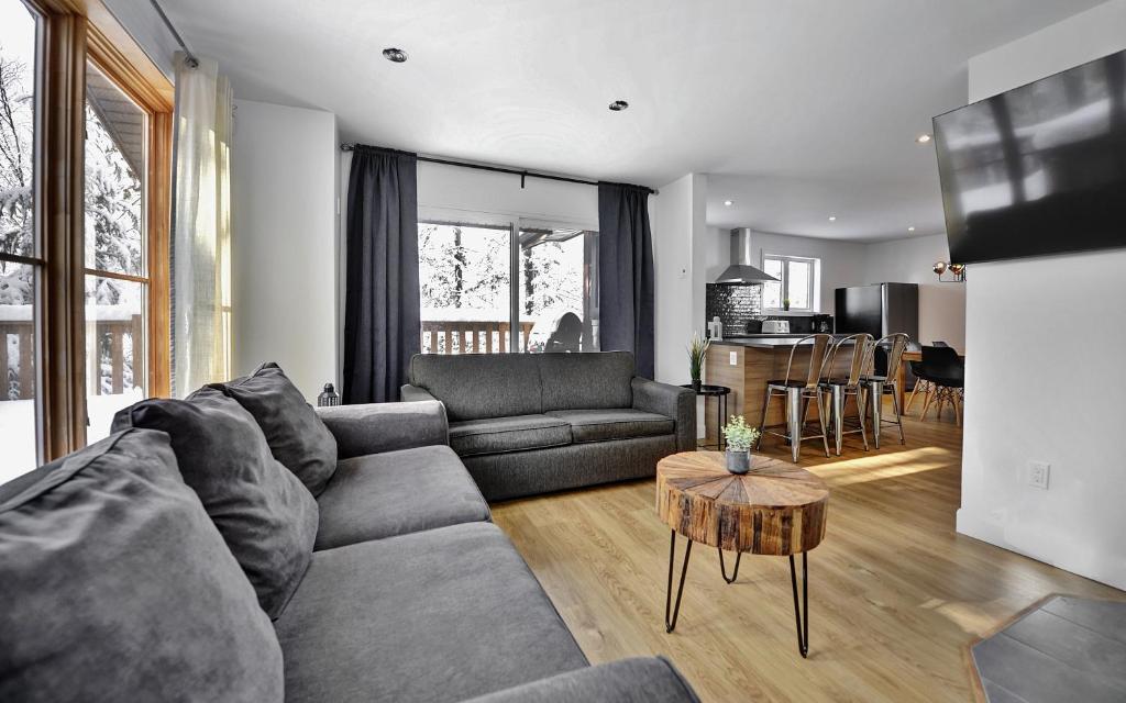 Chalets Alpins - 01 Chemin Alpin, Stoneham