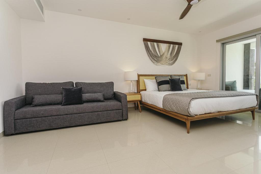 Casa Las Perlas NEW !! At Mareazul condo - 4