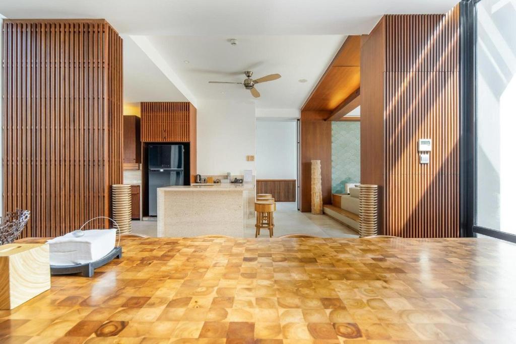 Villa ocean view and apartment Da Nang “Free pick up”