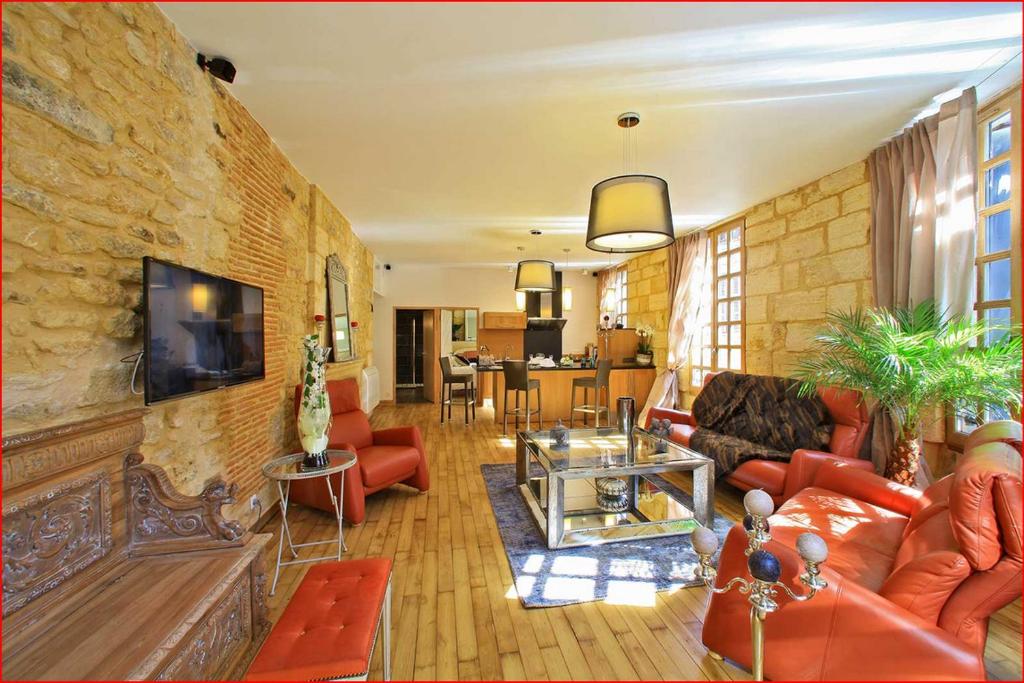 Appartement de prestige avec parking Sarlat centre - 1