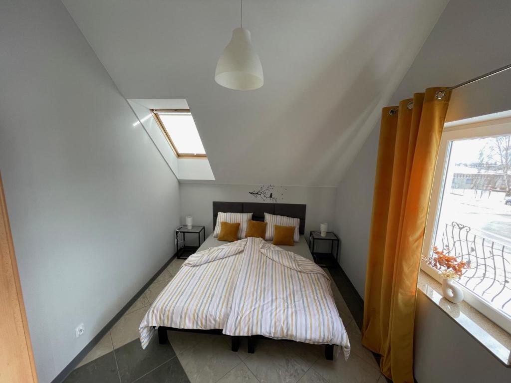 Apartamenty Świerkowa 1 거실