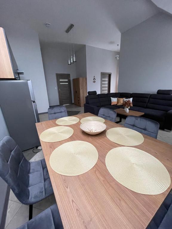 Apartamenty Świerkowa 1의 깨끗한 객실