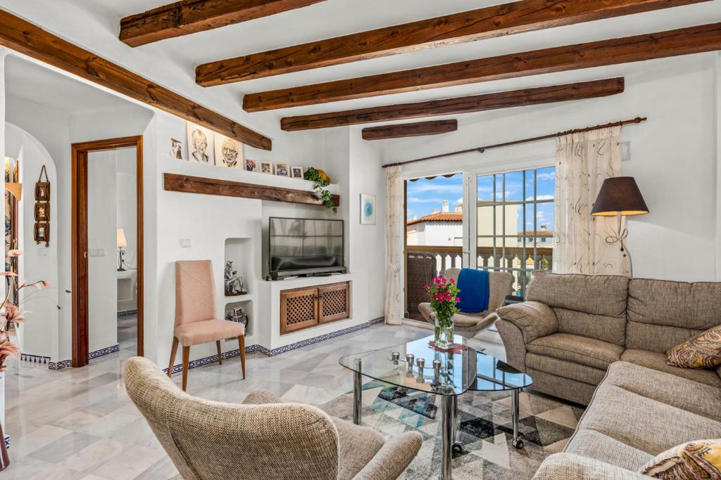 Aldea Del Mar - You Rustic Temple, Torrevieja