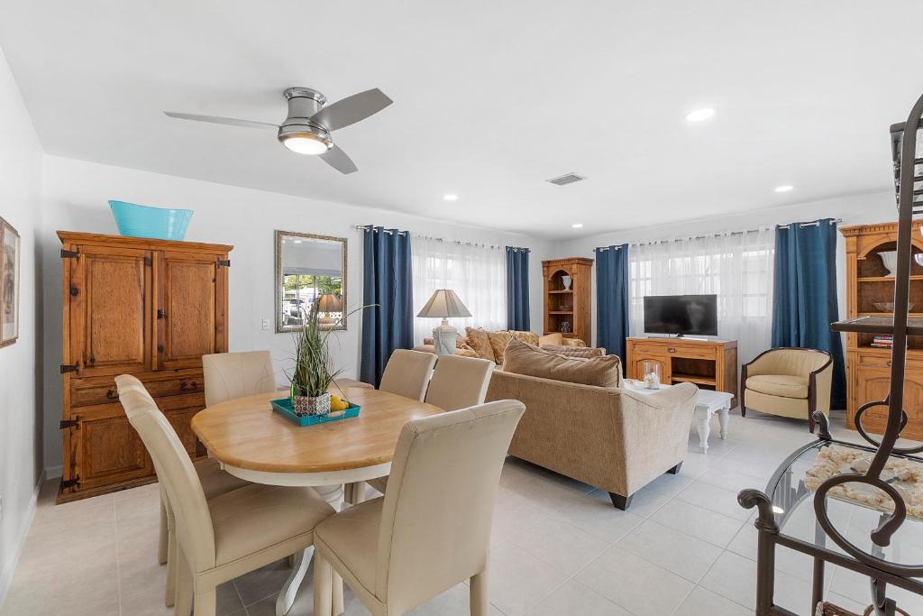 PB Apartment, Pompano Beach
