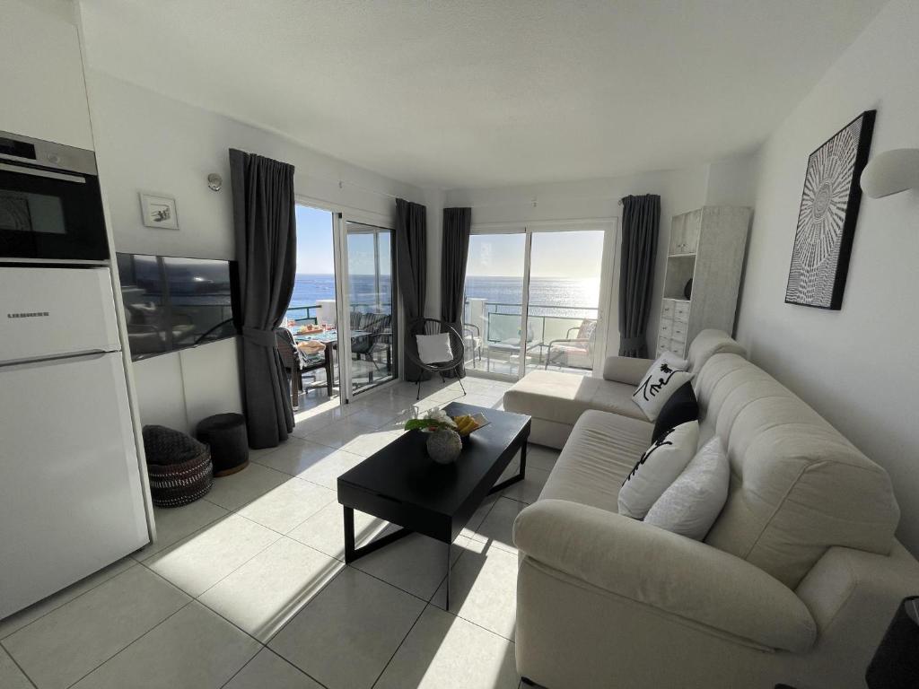 Ocean View 2 - 4