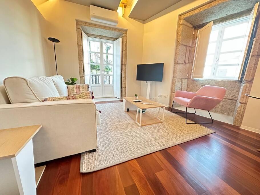 Funil 2, 1 by YBH, Vigo