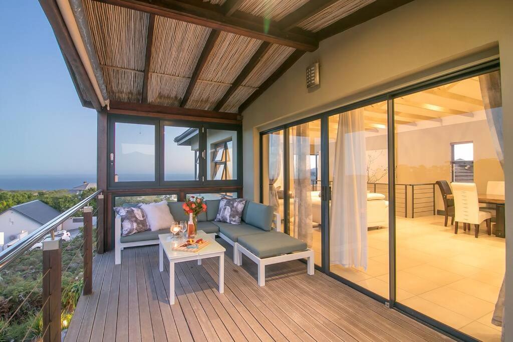 Luxury , Views and Style on Pezula, Knysna
