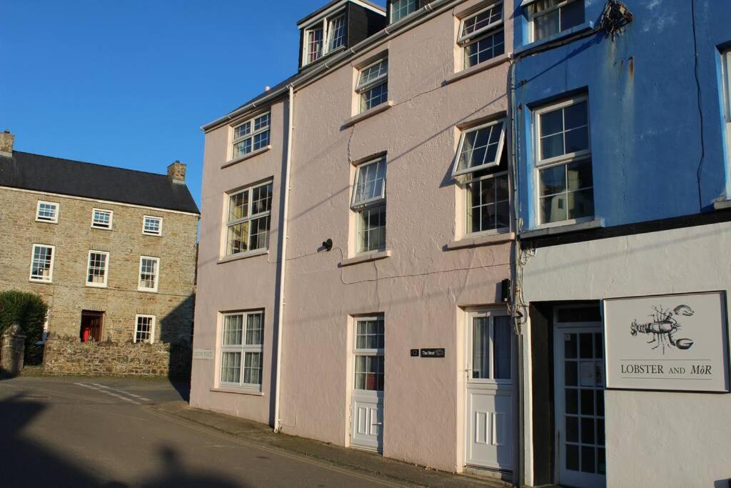 The Nest, Little Haven