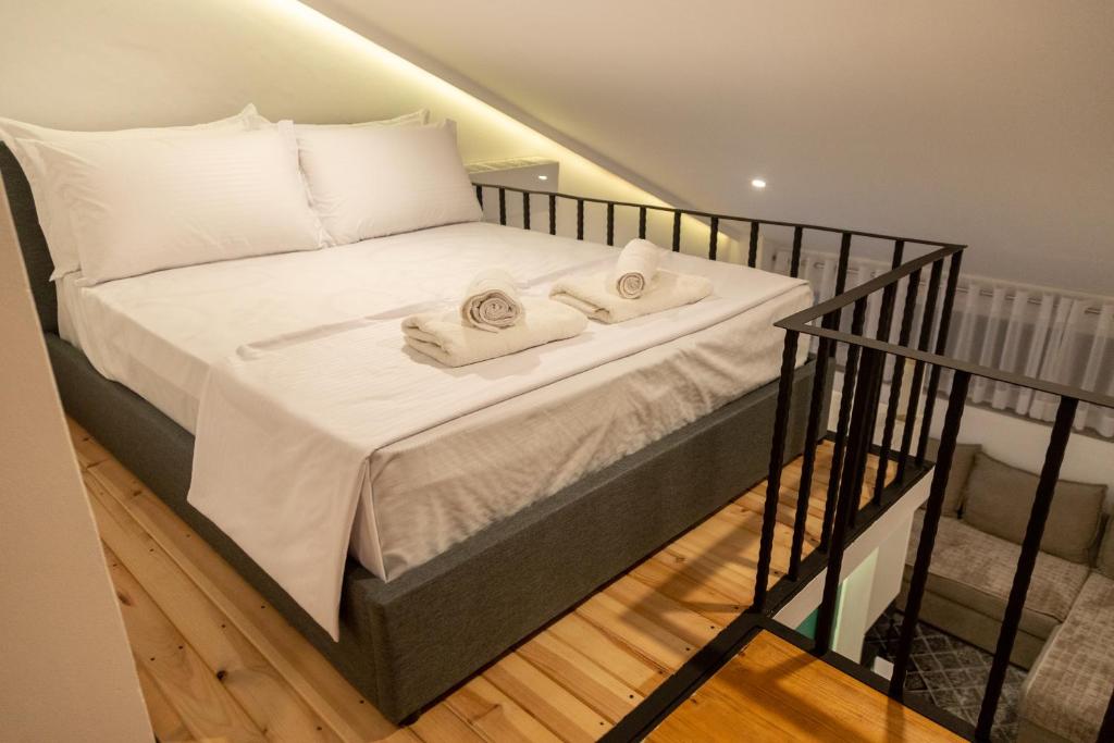 Cozy Loft-Blloku Downtown, Tirana