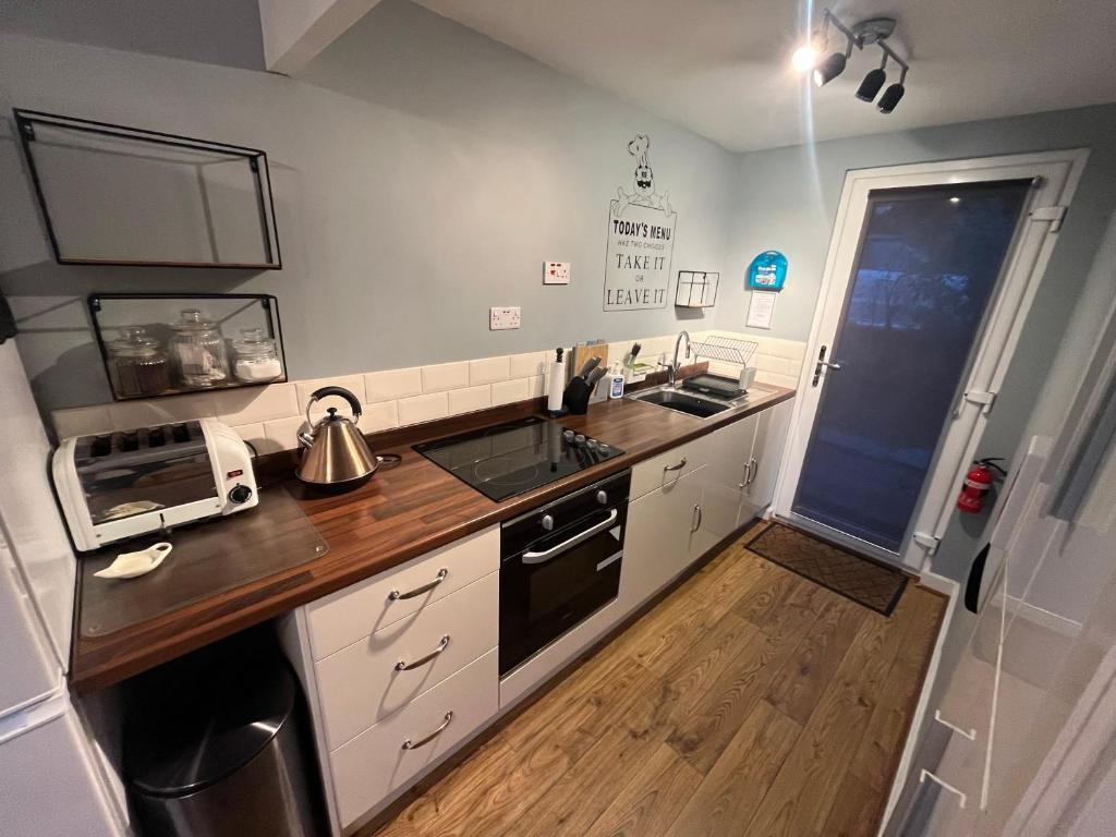 Cosy North Wales 2-Bedroom Chalet photo 7