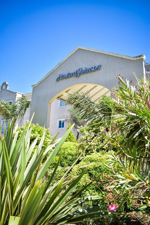 Howard Johnson Plaza & Convention Center Spa La Plata - 3