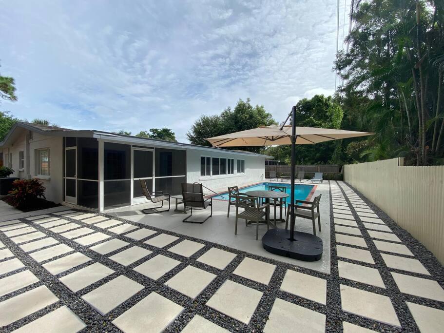 Sarasota Calm and Sunny, Sarasota