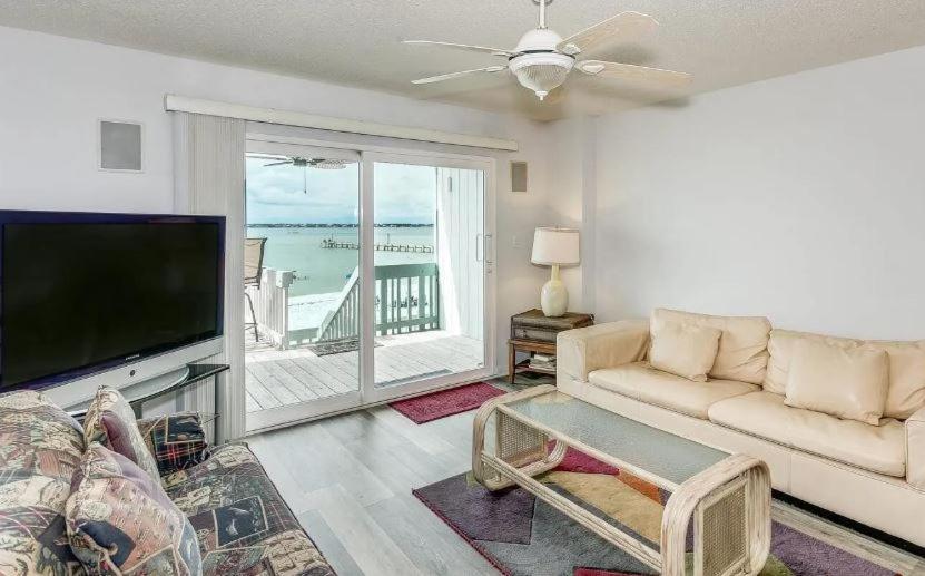 Boardwalk Unit E4, Pensacola Beach