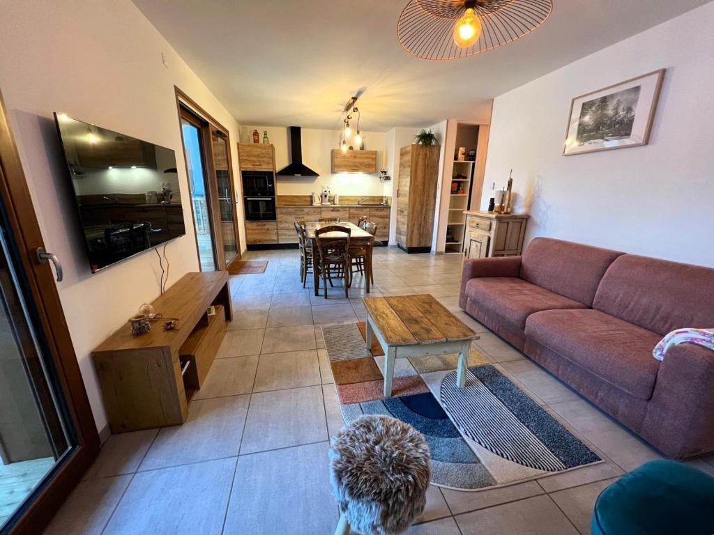 Charmant 3 pièces avec Wi-Fi et parking au Monêtier-les-Bains - FR-1-762-51 - 3
