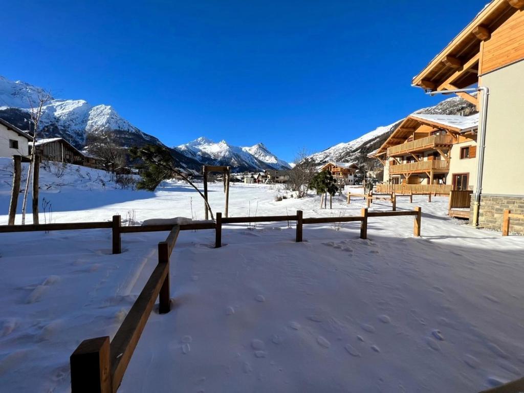 Charmant 3 pièces avec Wi-Fi et parking au Monêtier-les-Bains - FR-1-762-51 - 5