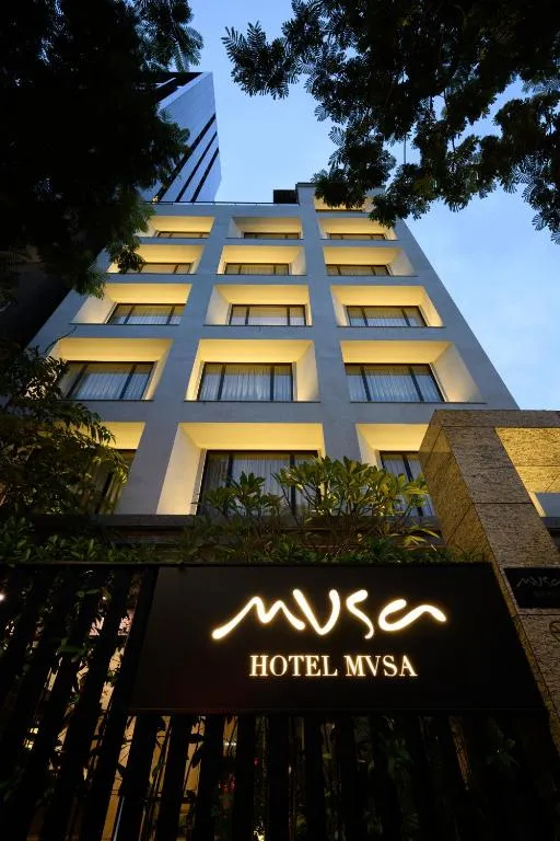 Hotel Mvsa+Michelin 2 Starred Molino de Urdàniz, hotel in Taipei