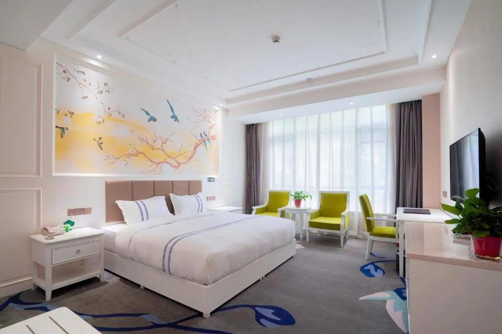 Huashan Xinghe International Hotel, hotel in Huayin