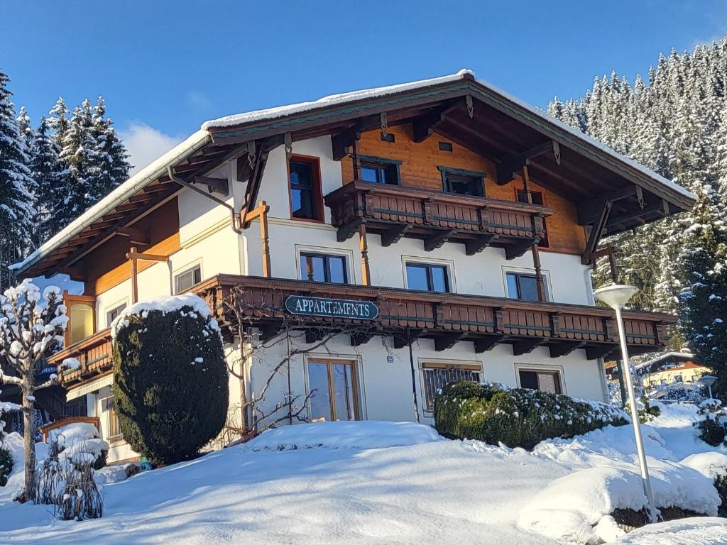 Am Waldrand 252 - 2