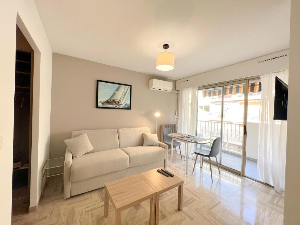 LM Studio by Welcome to Cannes, Cannes