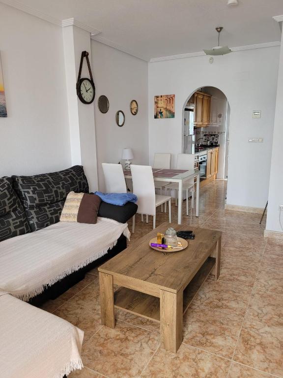 Nice Top Floor Bungalow Punta Prima - 3