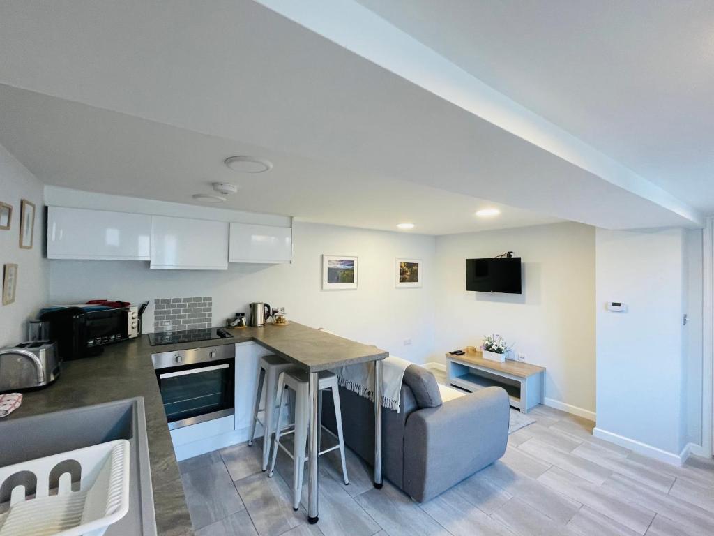 10 Bromleys Court photo 5