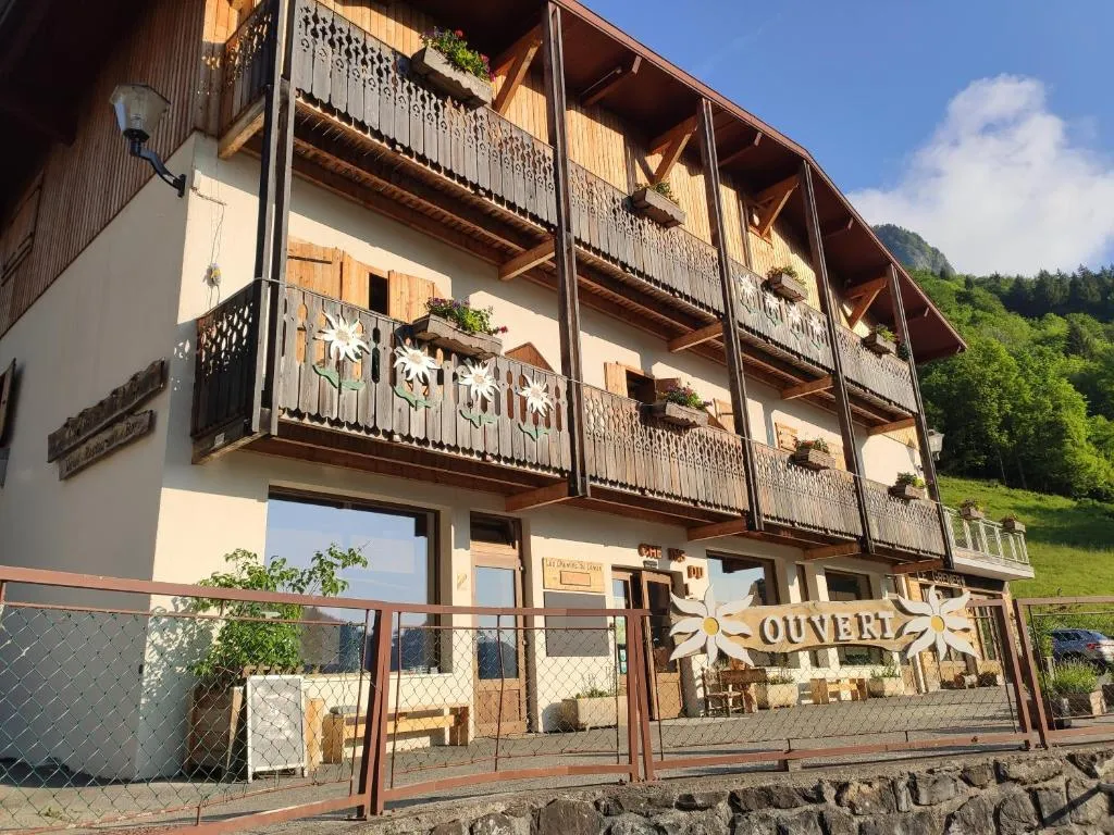 Les Chemins du Léman，位于Novel的酒店
