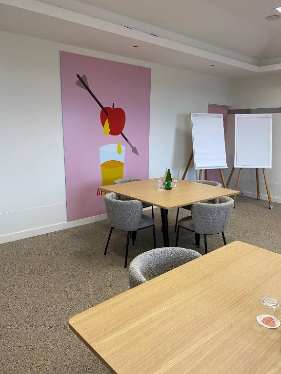 Tárgyalóterem/bálterem