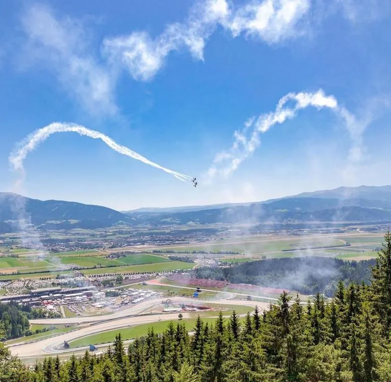 Haus Dietrich am Red Bull Ring, מלון בשפילברג