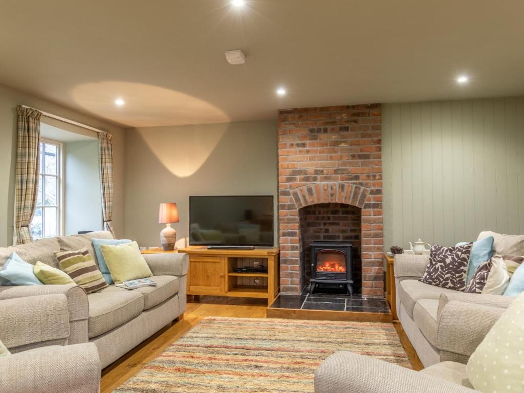 3 bed property in Axminster BLOCO, Axminster