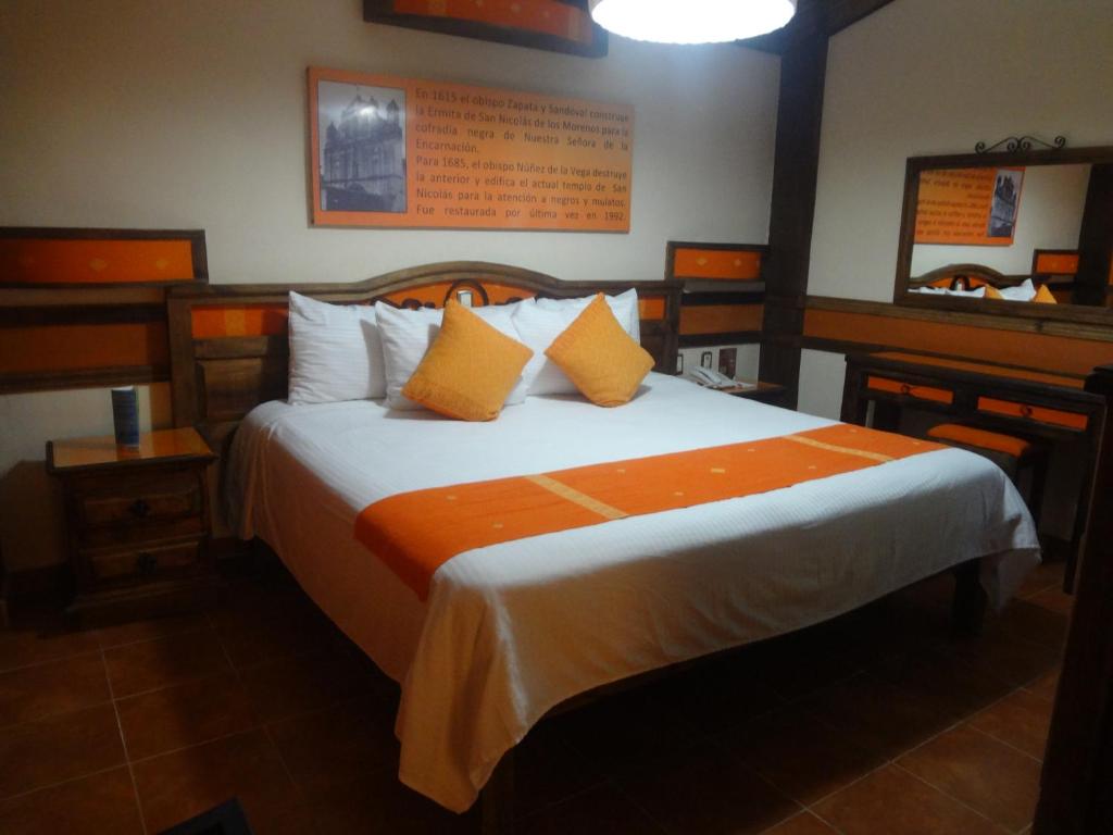 Nuestras Raíces Hotel - Museo - Restaurante - 3