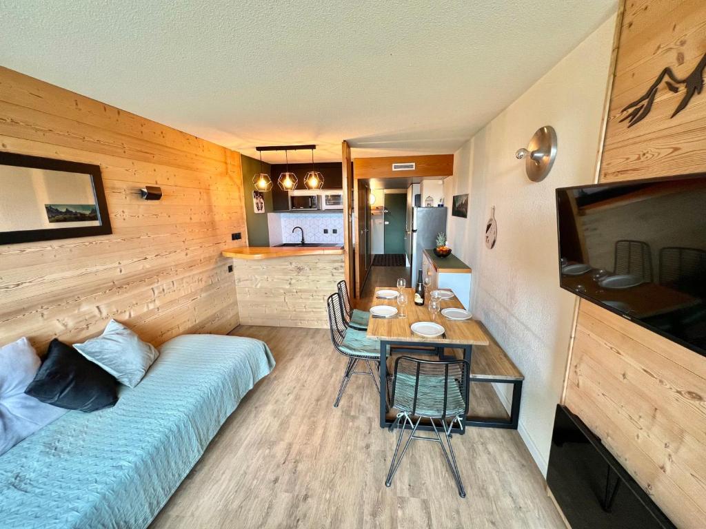 Studio rénové 5 pers, ski aux pieds, fibre et balcon - FR-1-346-555 - 1