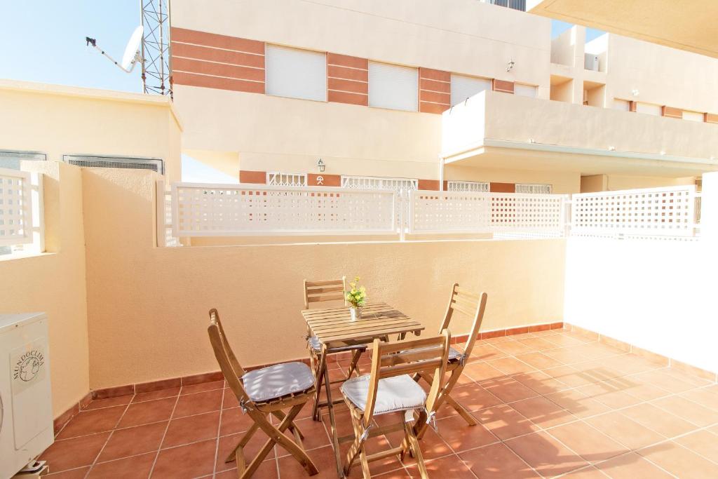 Global Vacacional, Práctico apartamento con piscina en la playa de Canet - 4
