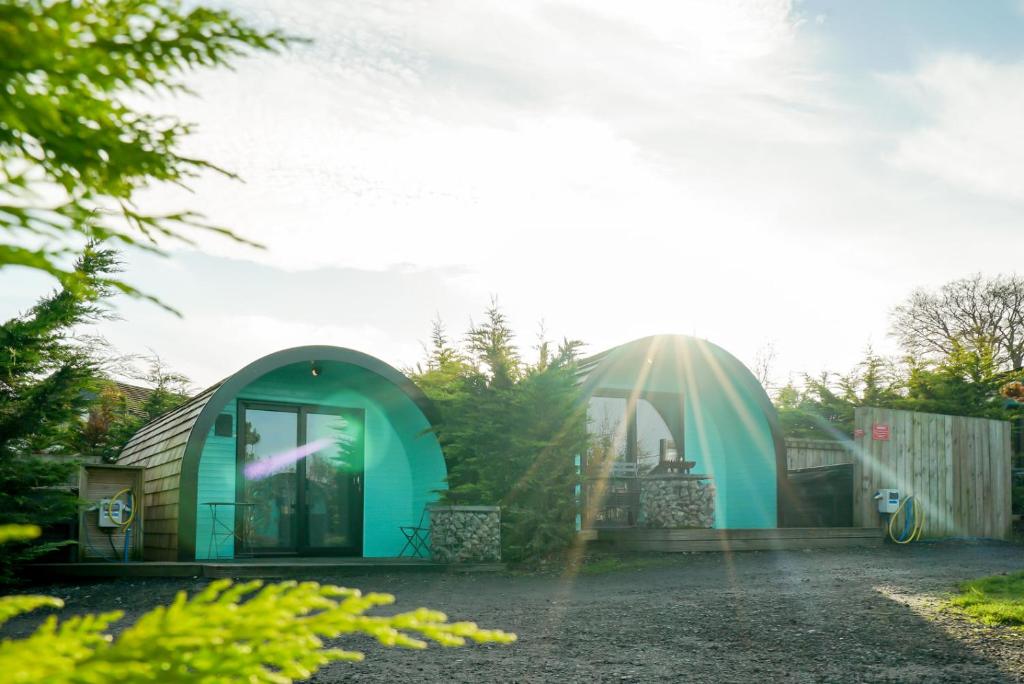 Original Glamping Pod with Hot Tub, Frodsham