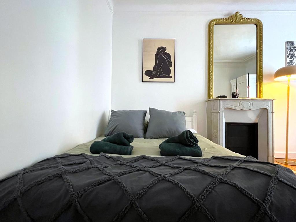 Lovely haussmannian flat in Montparnasse - 2
