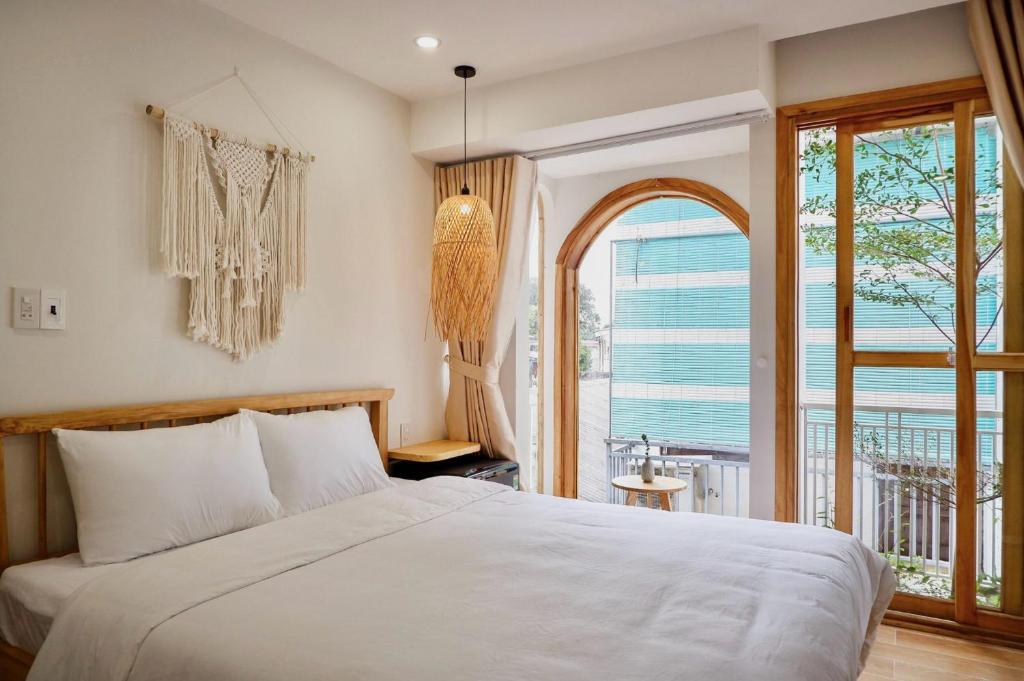 Le Petit Homestay 2