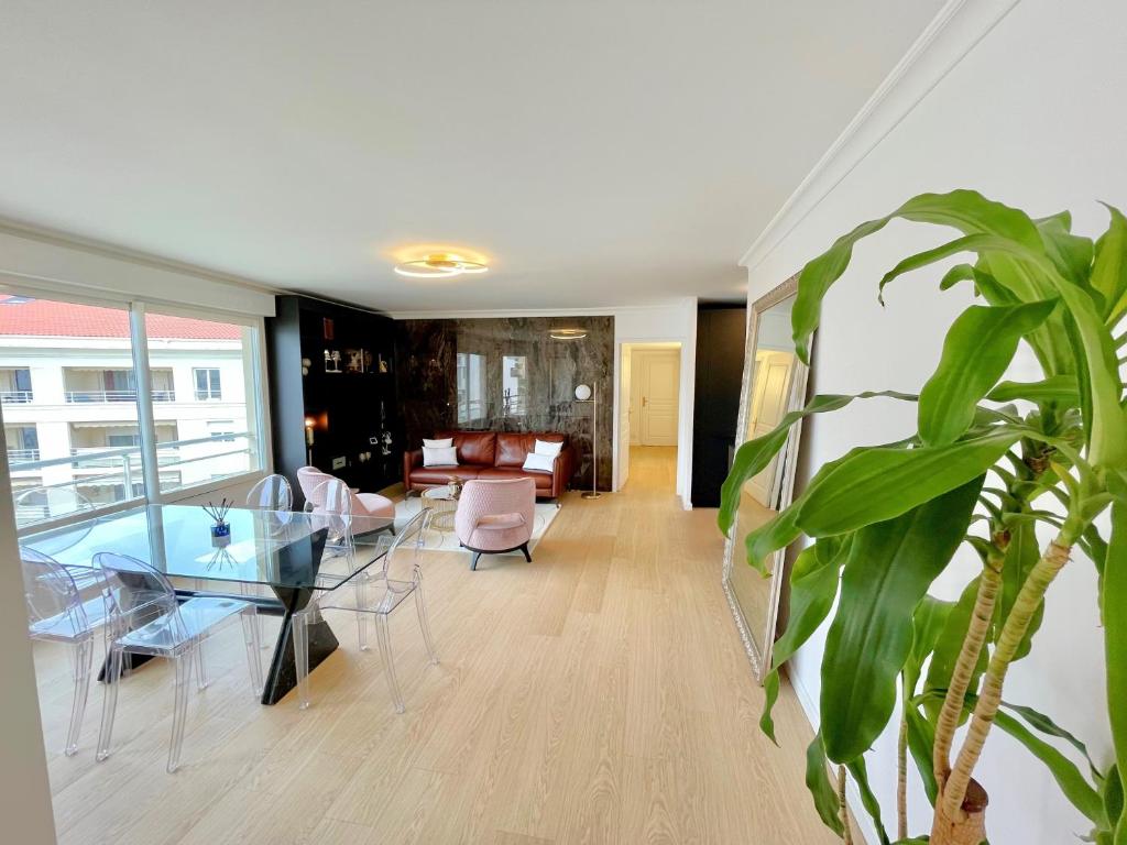 Alba DeLuxe - 3 Bedroom Pointe Croisette, by Welcome to Cannes - 4