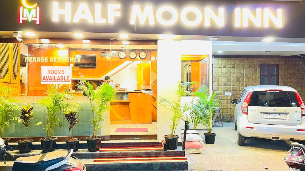 HALF MOON INN