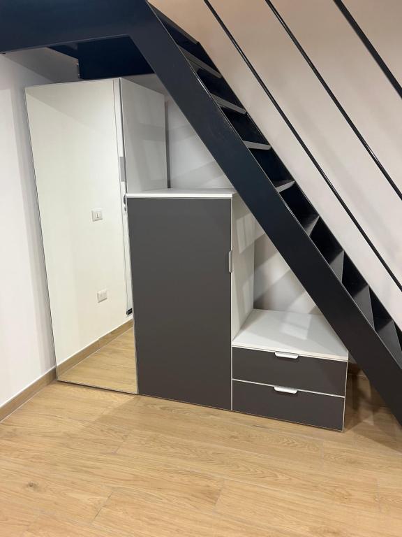 Luvystay - 4