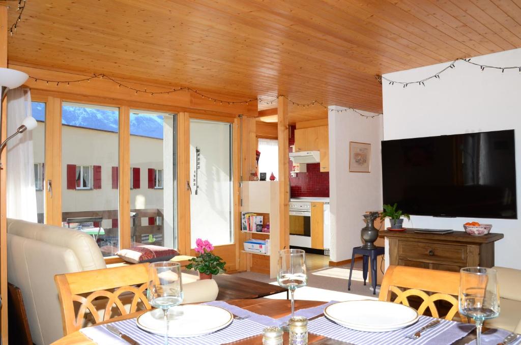 Charming and cosy apartment (sleeps 4-6 people) in a beautiful mountain village - 3