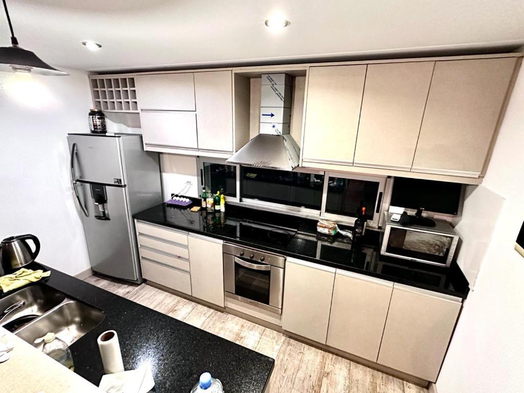 Moderno Departamento en Palermo con Quincho y Parrilla - 5