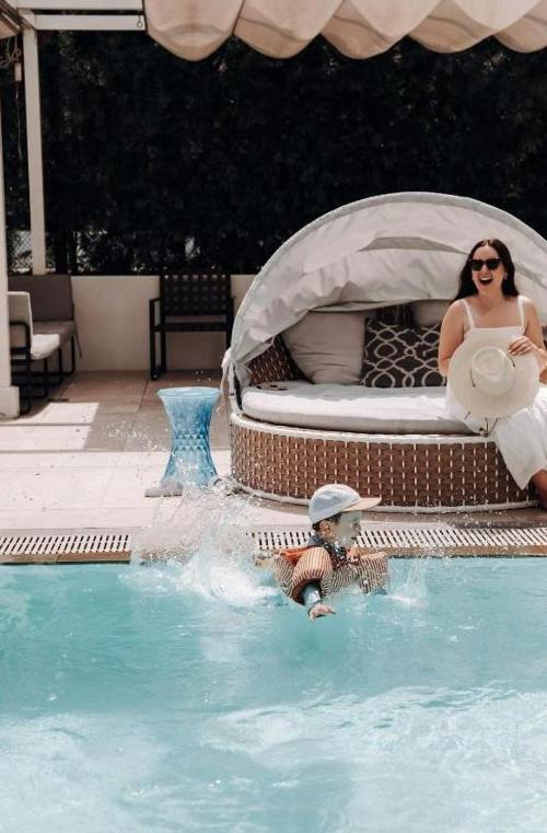 Swimming pool